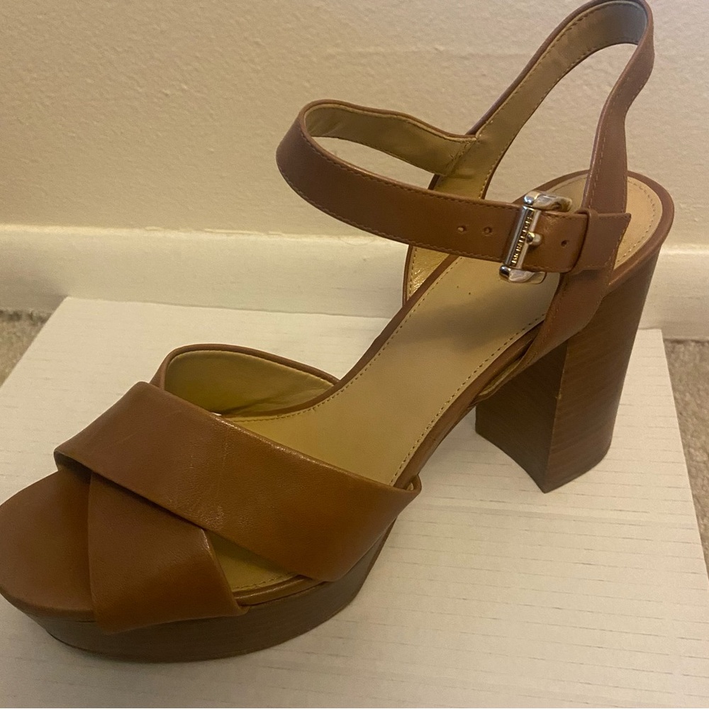 Michael kors brown and gold heel sandal size 9